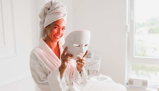 the benefits of using skincare led masks